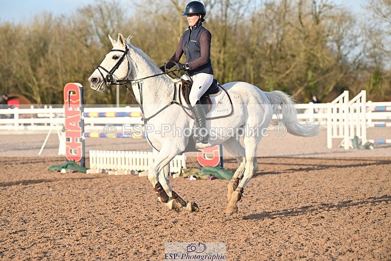 231210A-144226-02824 - Cls 21 Foxhunter & 1.20m Open