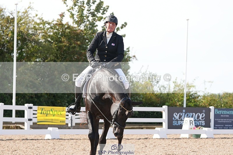 250906-162813-05054 - 123-Sam.YorkOakring.Santino