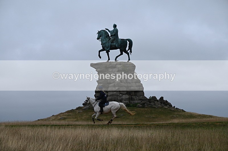 DSC_0422 - Time at Statue 09:51 to 10:54