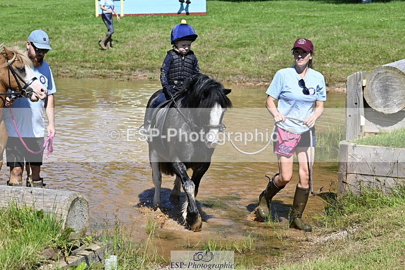 240728B-111156-01171 - Gemma's Group XC