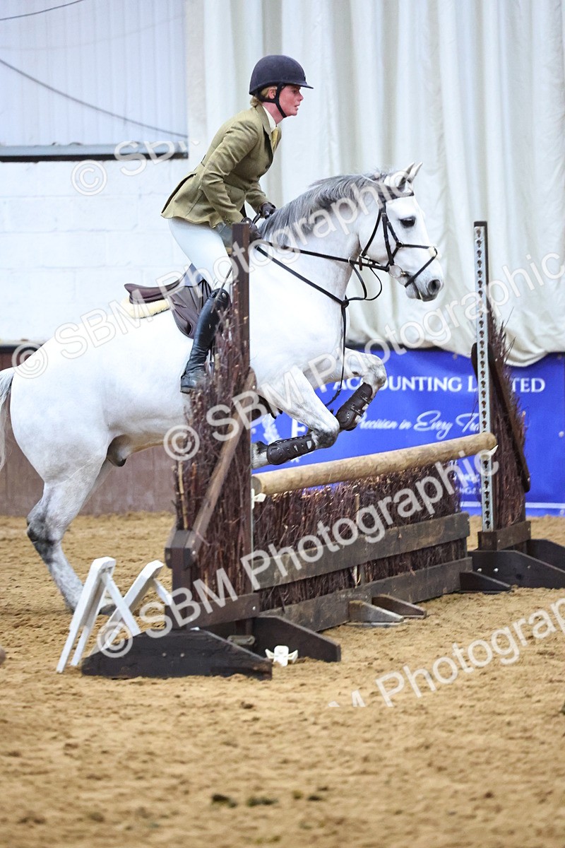 SBM_003632 - Class 37 - 80cm Training Stakes