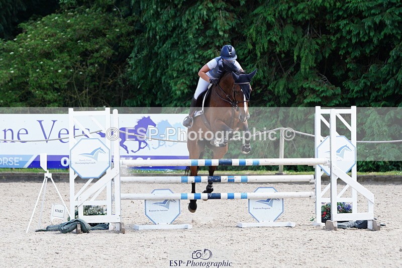 250615A-155736-11914 - Class 49 1m 05 Amateur Qualifier Snr 1m 05