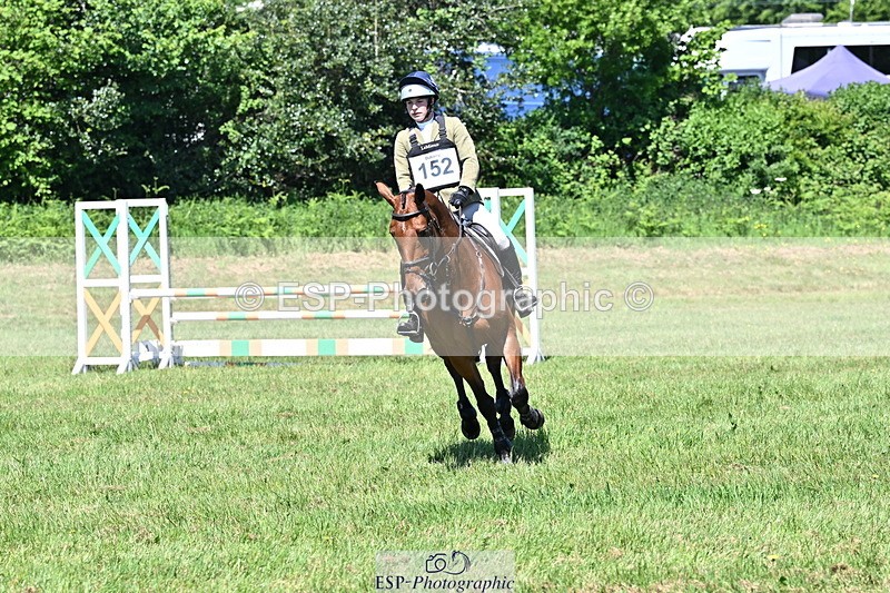 250522B-113651-01768 - 152-BILLY.EVERYTHING-Isabelle.Cook