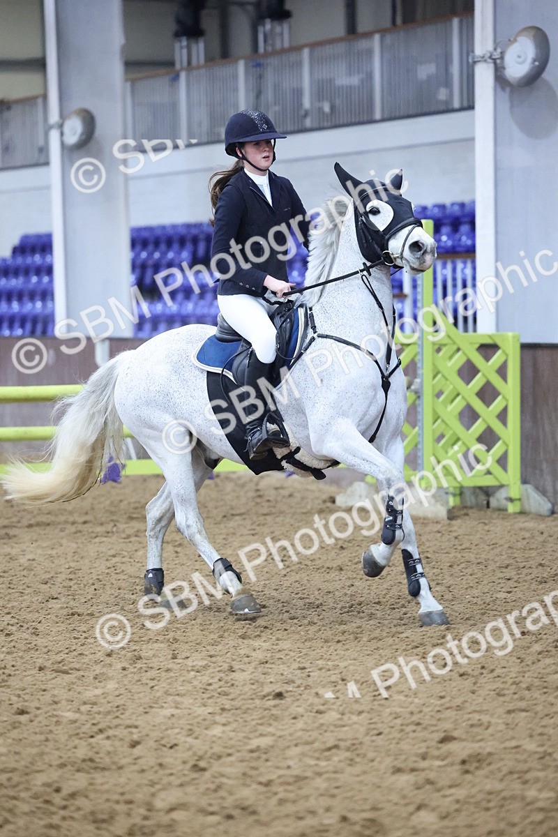 SBM_003388 - Class 11 - Blue Chip Pony Newcomers - 1.00m Open