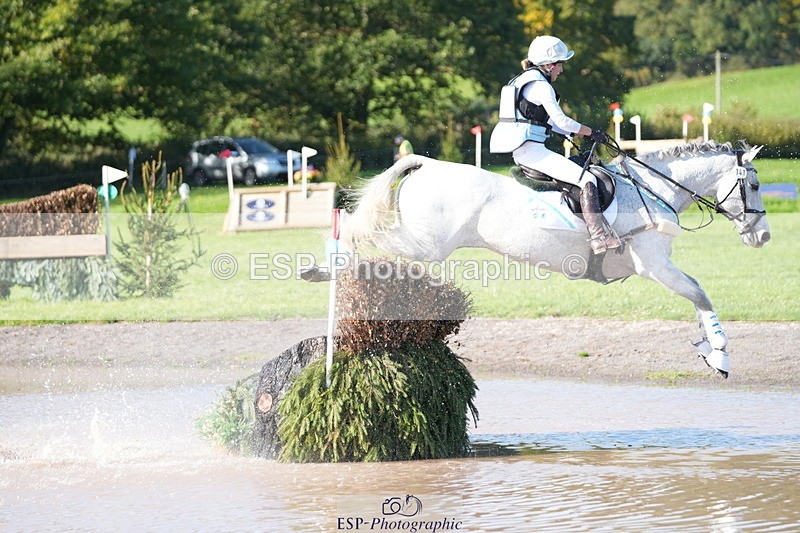 251024A-125017-10830 - B-141-Erin.Neale