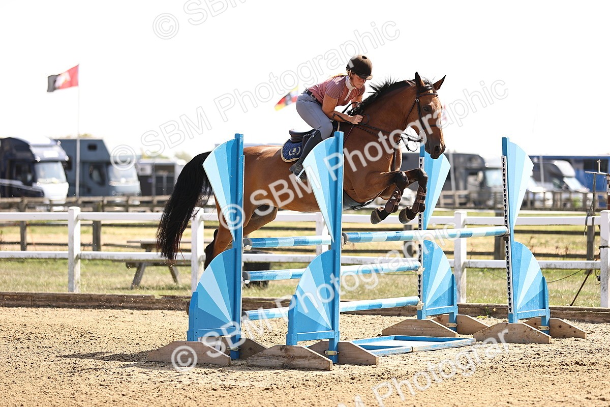 SBM_006819 - Class 13 - Senior Newcomers - 1.10m