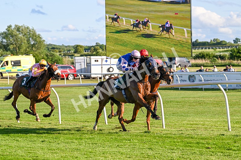 300525-Race 3-Star Legend-7449 - Race 3