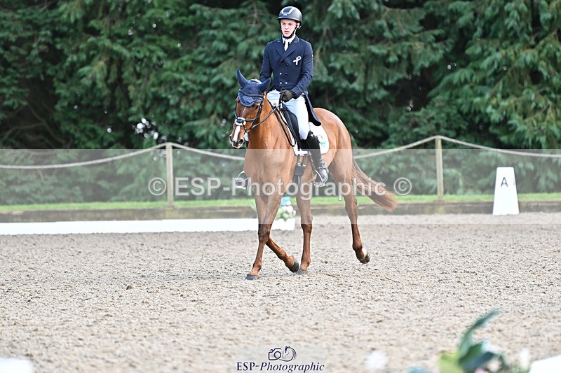 241023-163100-00957 - 017-Louis.Pern-CLASSICTOP.MISS.VIVIENNE