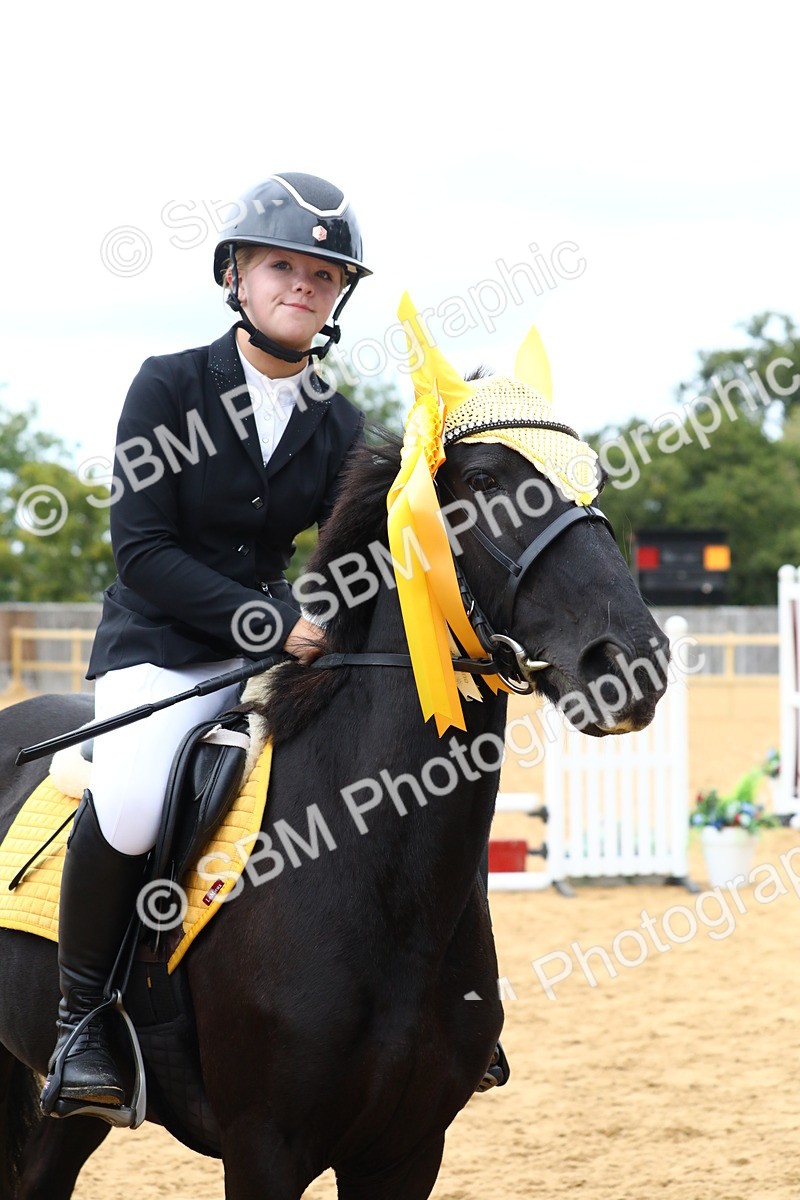 SBM_64106 - J65 - Junior pony 70cm Championship