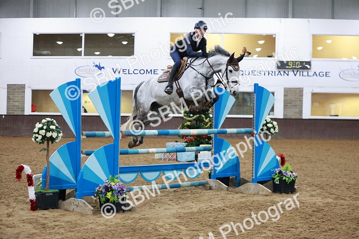 SBM_001375 - Class 5 - Senior Foxhunter 1.20m