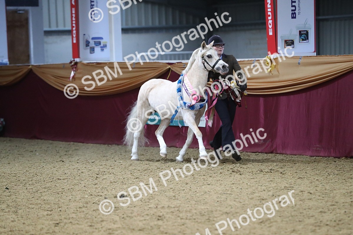 SBM_15460 - Class 501 M&M IH Supreme Final