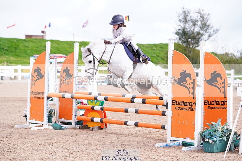 240505A-160140-07058 - Cls 22 & 23 Stepping Stones 128cm & 138cm & Under11's