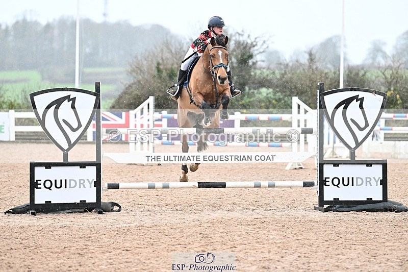 241206-134722-01003 - Cls 6 Foxhunter and 1.20m Open