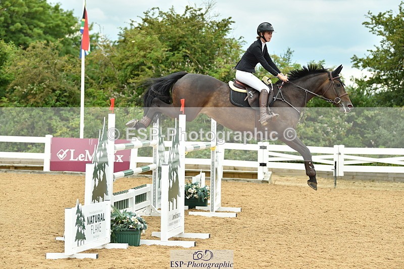 230720A-135810-03256 - Cls 21, 1 Star Gold 1.30m