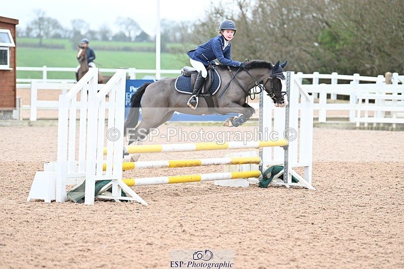 240128A-094842-00104 - Cls 1 Pony Intro 70cm