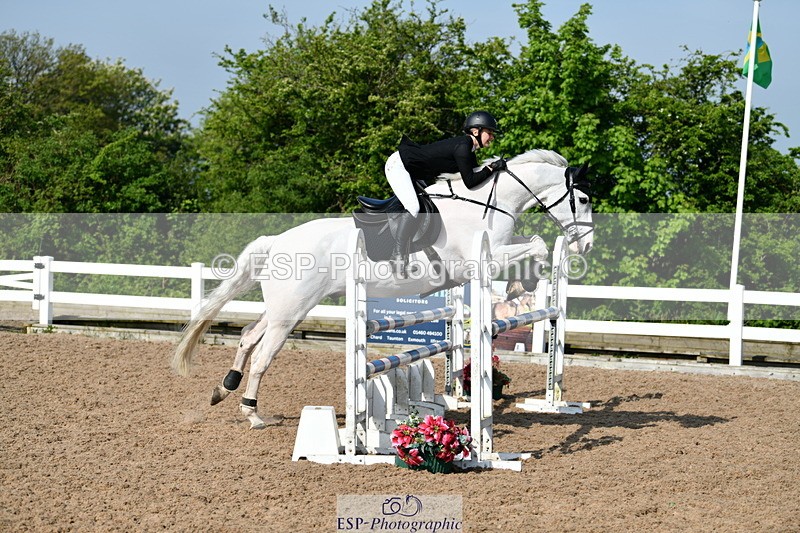 240511A-092943-11281 - Cls 28 95cm National Am Quali