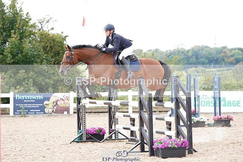 240915A-131946-10264 - Cls 35 1.05m Amateur Qualifier