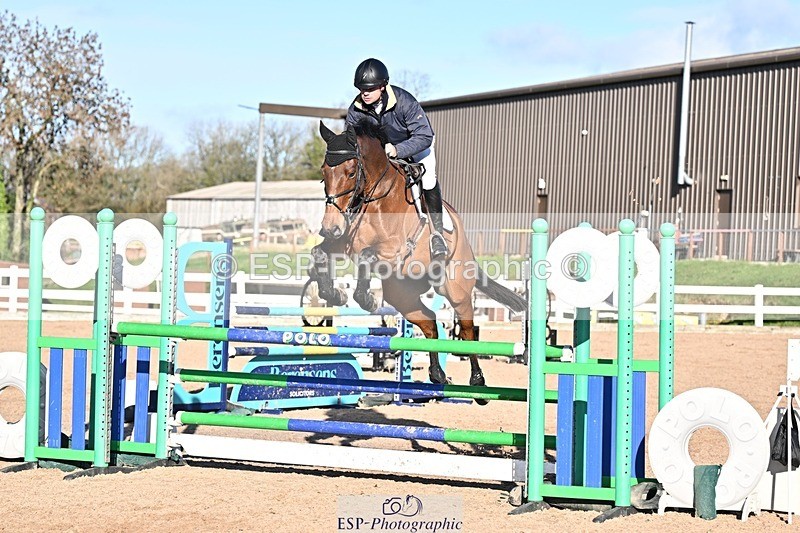 251119-132636-00463 - Cls 4 Newcomers and 1.10m Open