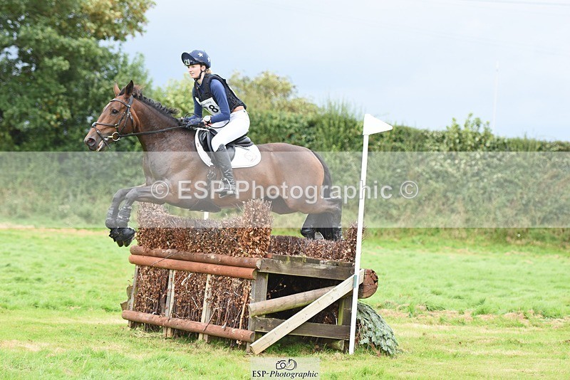 230820X-140940-4079 - BE100 XC 14.00 to 15.00 End