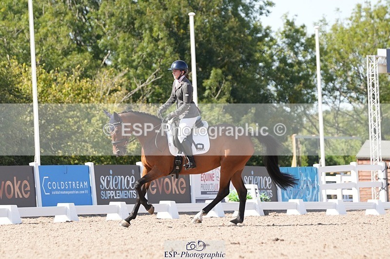 250817-160919-11671 - 190-Natalie.DraperRenkum.Cordula