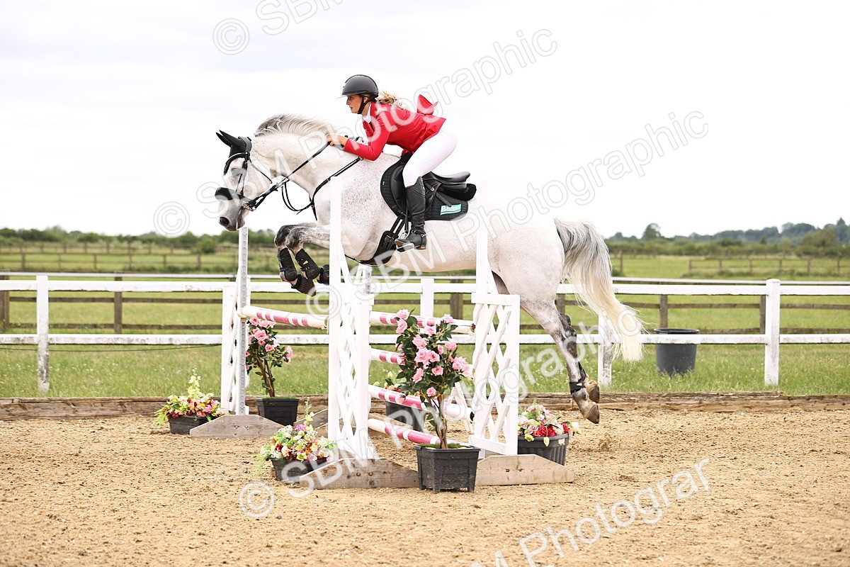 SBM_007698 - Class 19 - Senior Newcomers - 1.10m