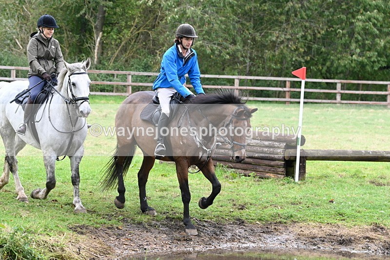 WJ6_6536 - Time at Photographer 12:41 to 13:05