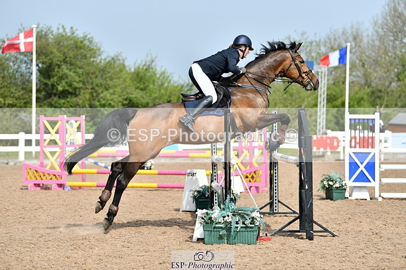 240511A-101824-11488 - Cls 28 95cm National Am Quali