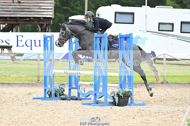 240704-101308-00564 - Cls 6 British Novice and 90cm Open