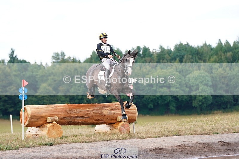 250802A-175850-09068 - H-370-Tom.Rowland-STRACOMER.CANDY.TOWN