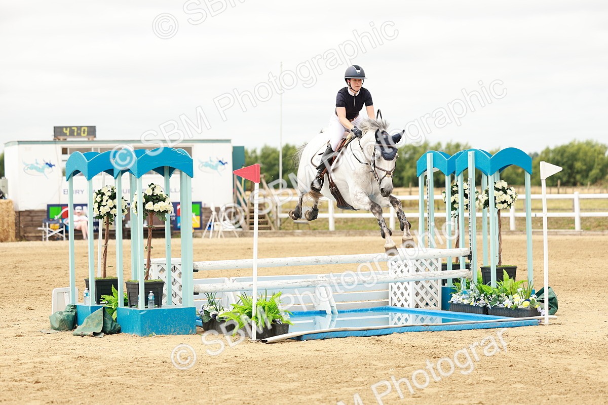 SBM_017473 - Class 21 - Senior Newcomers Championship 2d Rd