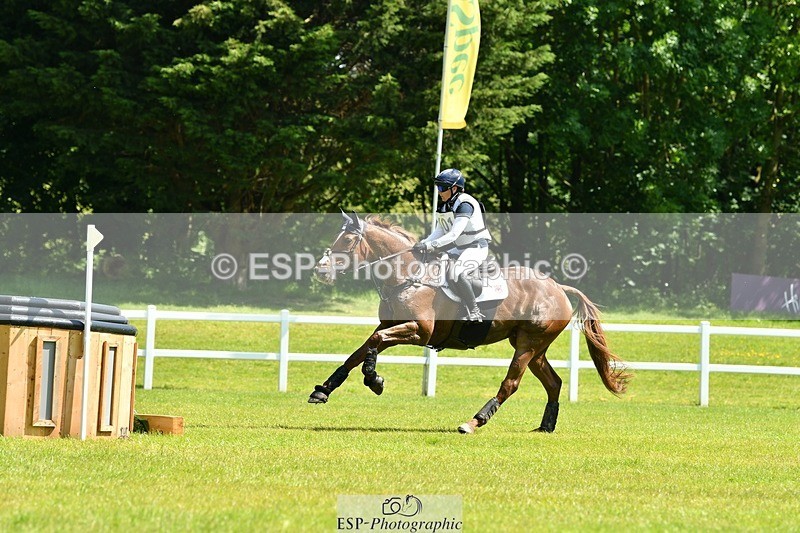 230528-105605-16790 - 401-BLING-Laura_Collett-XC