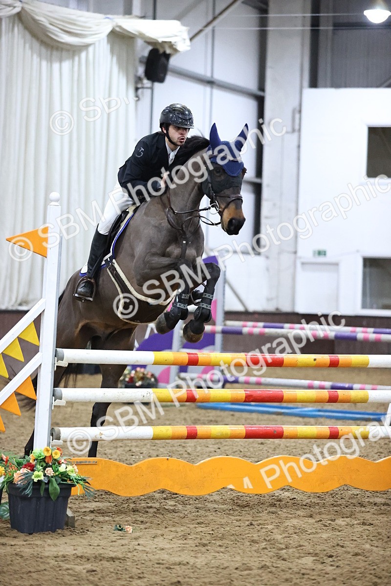 SBM_2636 - Class 9 - Senior Newcomers/ 1.10m Open