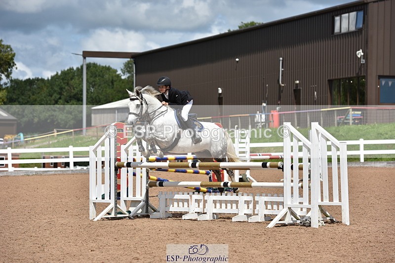 230806A-135912-02280 - Cls 21 Pony Newcomers & 1m Open