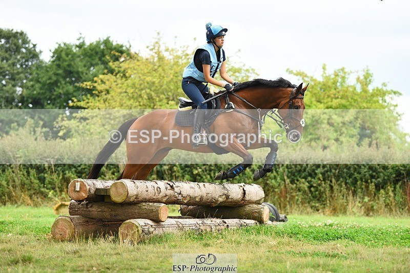 230817-130744-01985 - Kay's 1st Group - XC