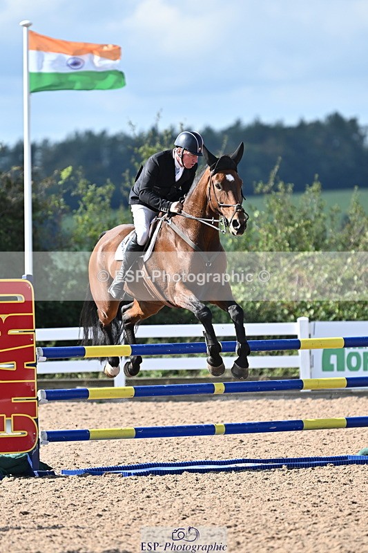 241005A-133712-04051 - SAT Cls 19 1.10m Amateur Quali