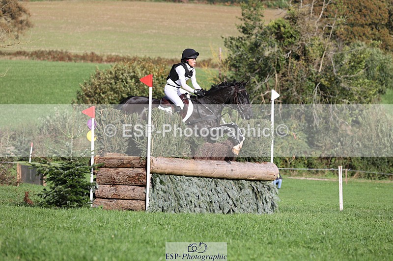 241025-114445-06551 - 052-Lydia.Heywood-JUST.THE.BISCUIT