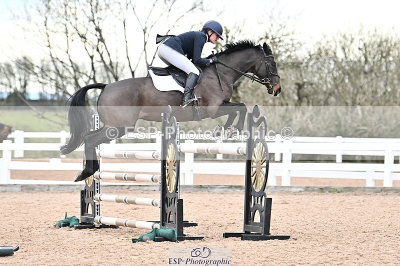 250112-144141-01704 - Cls 21 Foxhunter and 1.20m Open