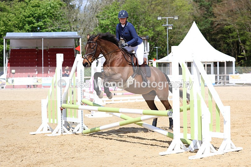 3E7A7809 - Class 9: 80cm Senior