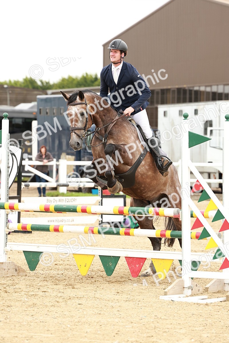 1I0A7391 - Class 3 - Senior Discovery - 1.00m