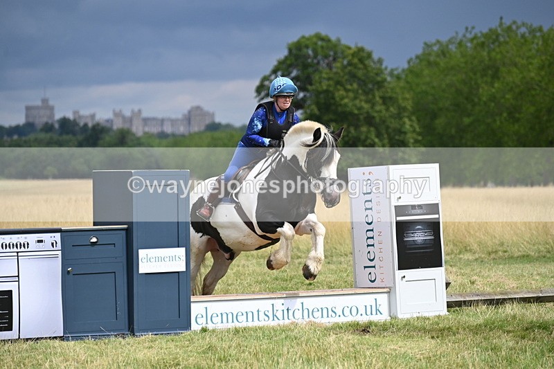 WJ6_2703 - Time at Jump 11:06 to 11:40