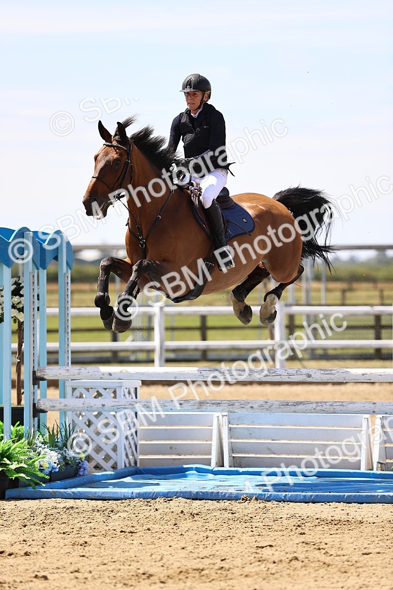 SBM_010193 - Class 9 - Senior Foxhunter - 1.20m Open