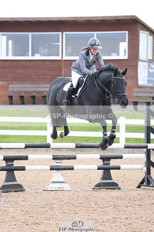 241101A-084913-00429 - FRI Cls 2 British Novice and 90cm Open