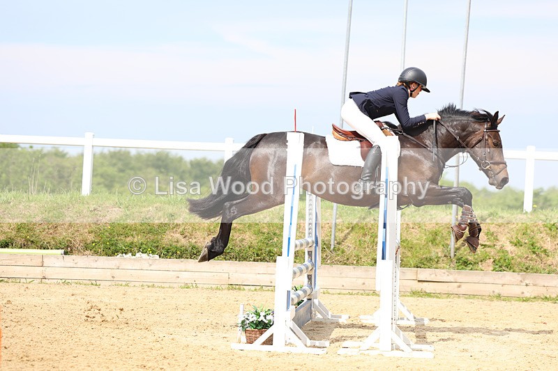 3E7A8692 - Class 4: Senior British Novice/90cm open