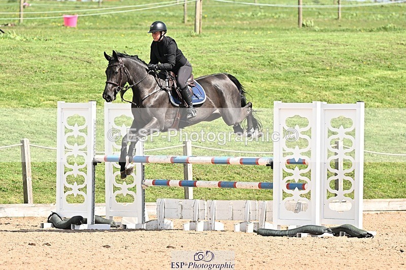 250416-131210-00954 - Cls 4 Newcomers and 1.10m