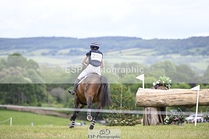 250524A-153151-14039 - C-230-Bella.Stevens-SHANAGORE.LUSTY