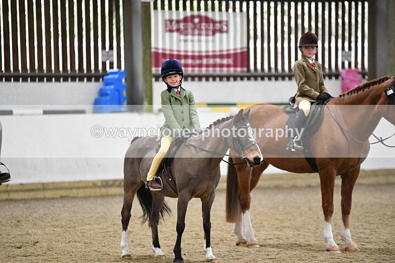 WJ5_6439 - Class 9 Ridden Veteran