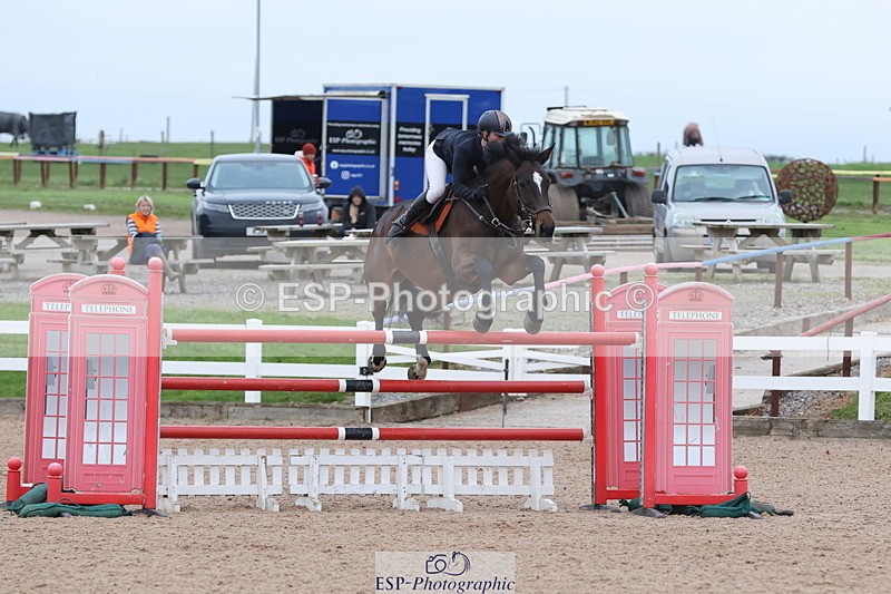 241101A-153707-03060 - FRI Cls 7 Blue Chip Grade B&C Jump Off