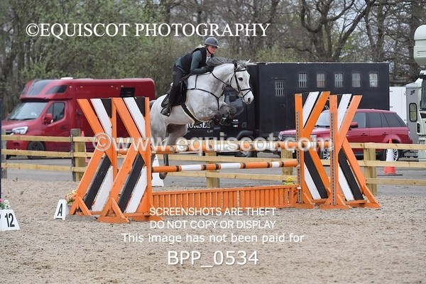 BPP_0534 - CLASS 4 FRI Senior Newcomers/ 1.10m Open