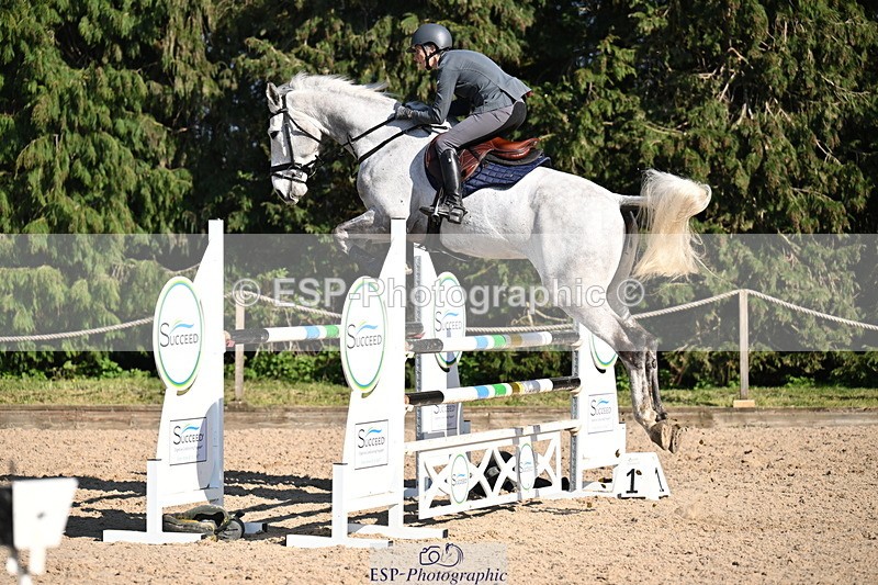 260321A-145426-01008 - 6 Foxhunter 1m 20 Open