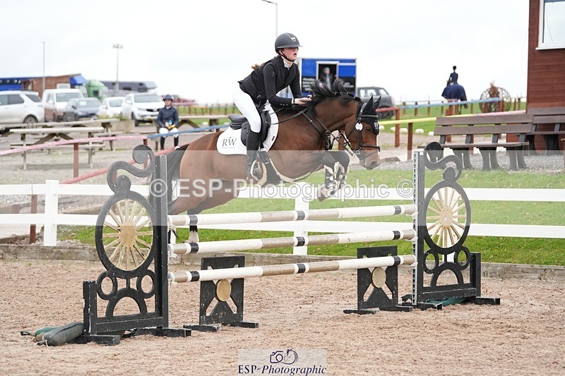 251026-135743-02897 - Cls 9 Pony Fox + 1.10m Open